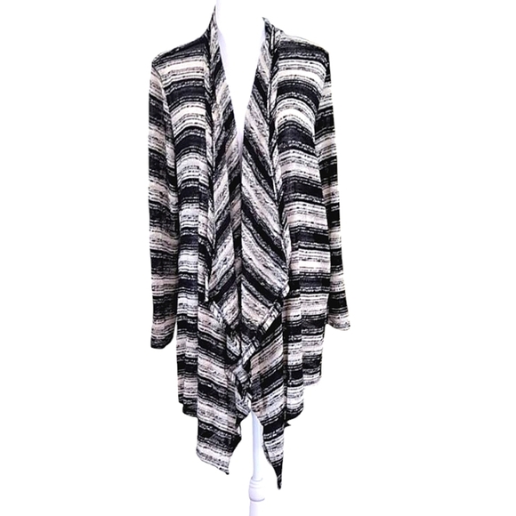 Artine Striped Black and White Women's Sweater Cardigan Size Large - Picture 1 of 2